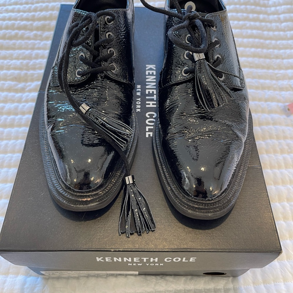 Kenneth Cole Alejandra black patent leather loafer women’s 7.5